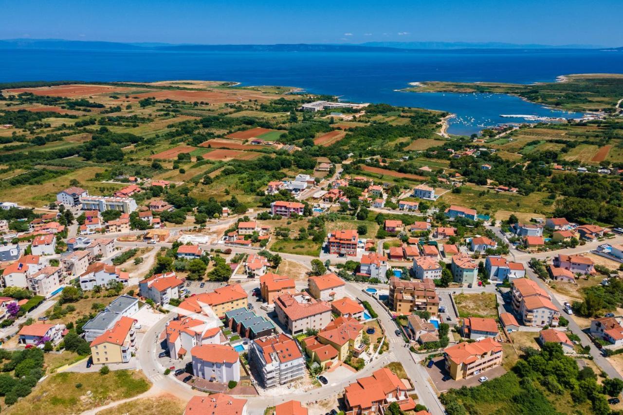 Apartments Anna Ližnjan Eksteriør billede